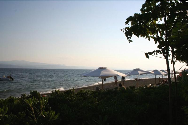 Posidonia Pension Амаринтос Екстериор снимка