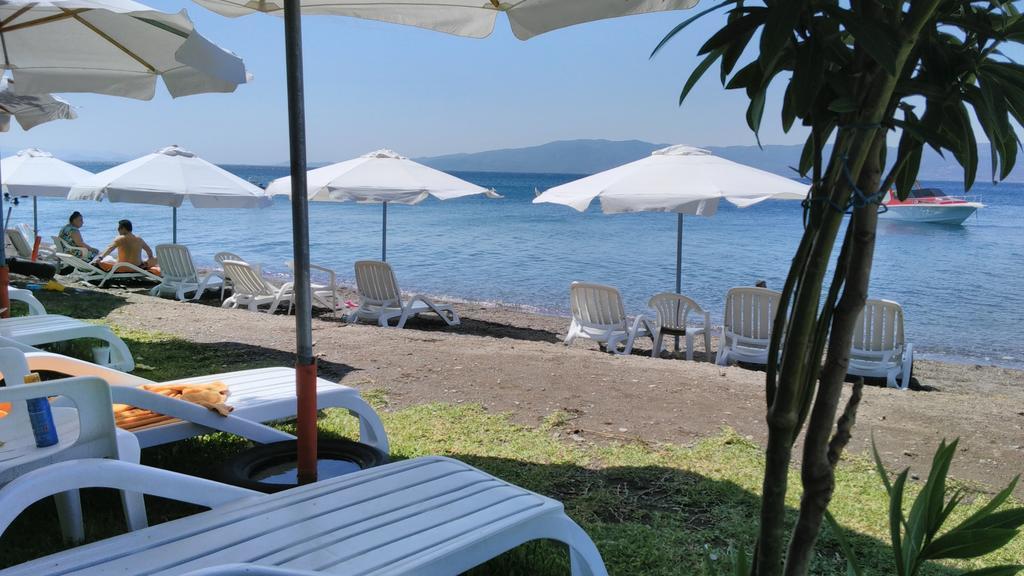 Posidonia Pension Амаринтос Екстериор снимка